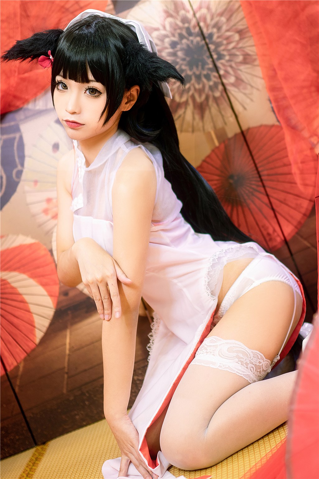 吃瓜爆料网专题：俱乐部内的私密互动，疑似明星暗渡情网